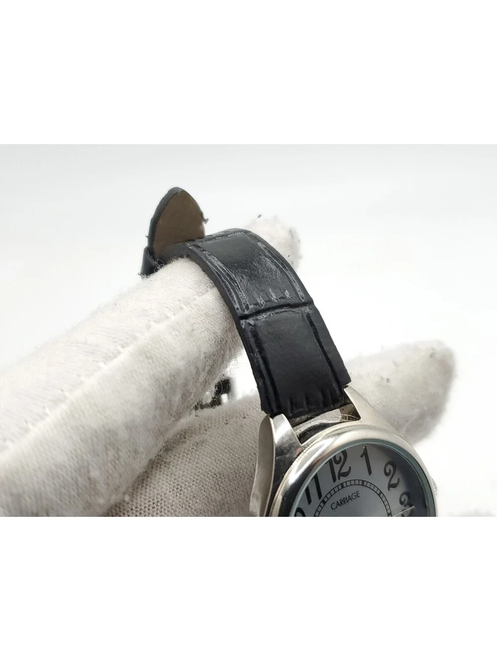 Carriage By Timex Quartz Womens Watch New Battery Silver Dial 30mm